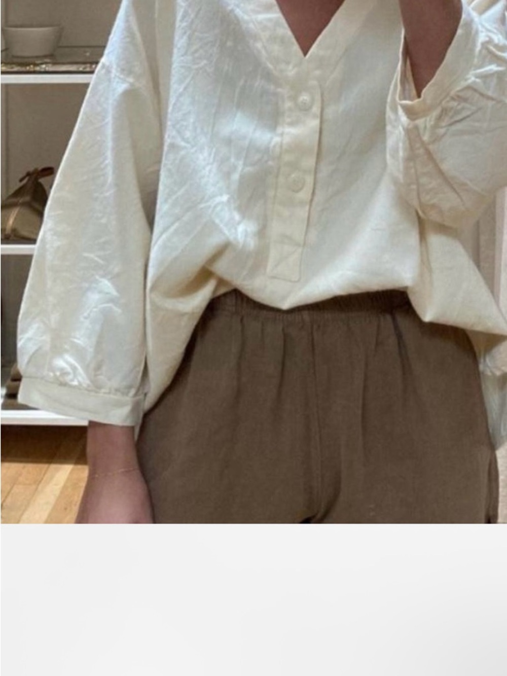 Wol Hide Cream flannel V-Neck Button-Front Women's Blouse